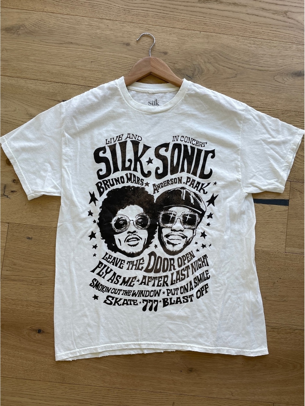 Silk Sonic Bruno Mars Anderson .Paak Deadstock Graphic Tee Various Sizes - Picture 1 of 4